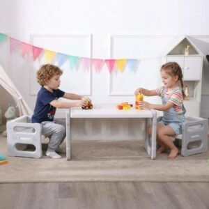 Diseño de Mesa y Dos Sillas para Niños al Estilo Montessori